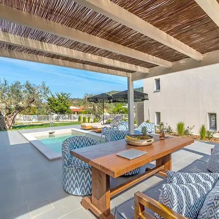 Utopia Eco Retreat Вилла *